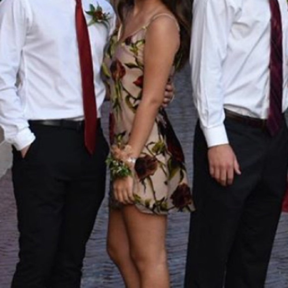 Formal Dress - Picture 3 of 3